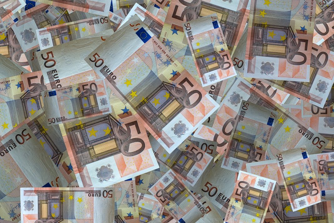 50 euro 50 Euro property investment