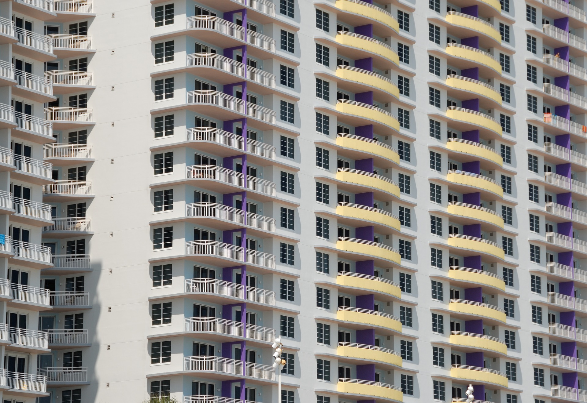 buying a unit in an older condominium building
