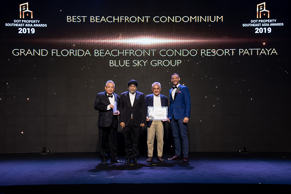 Grand Florida Beachfront Condo Resort Pattaya