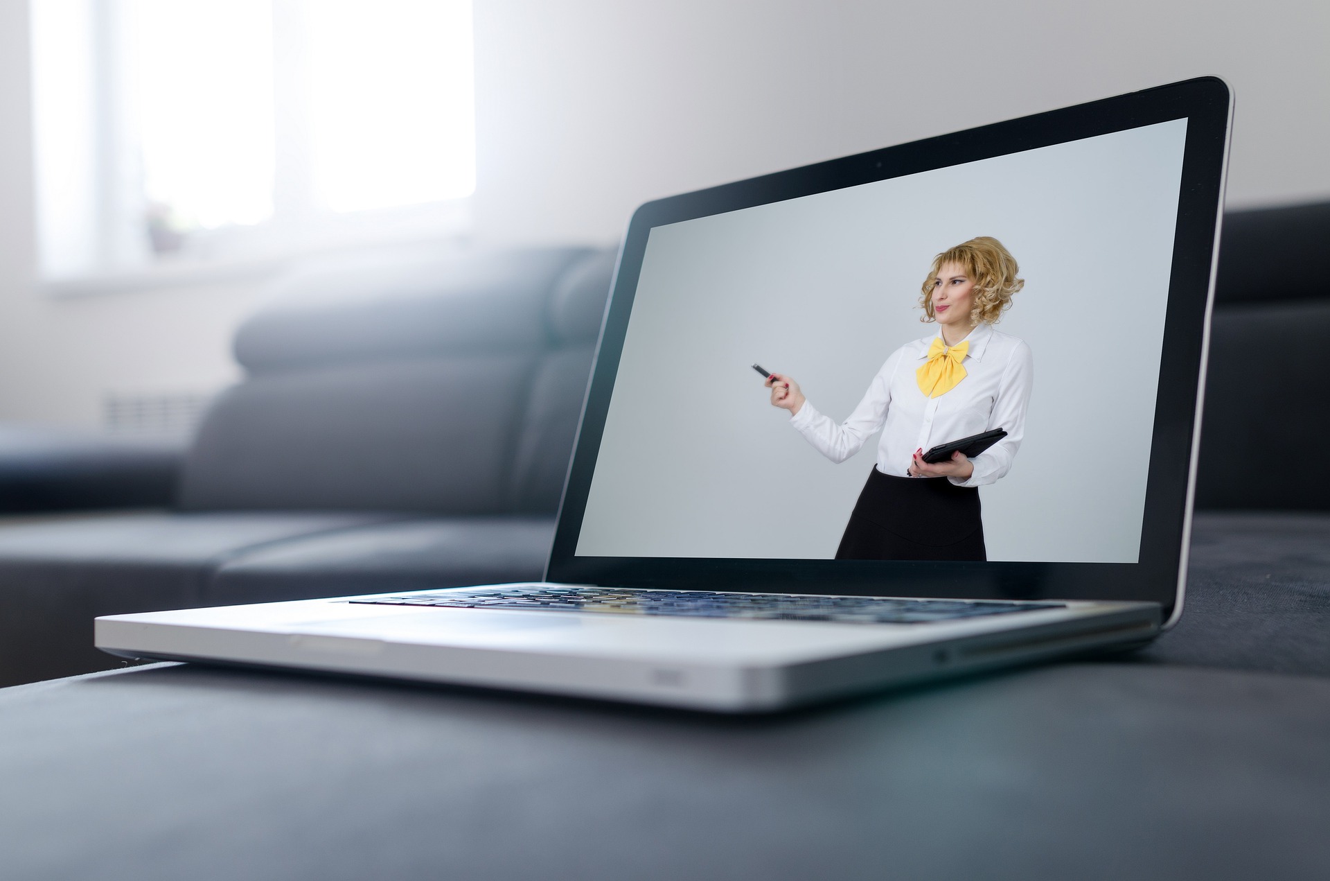 prepare for a virtual property viewing