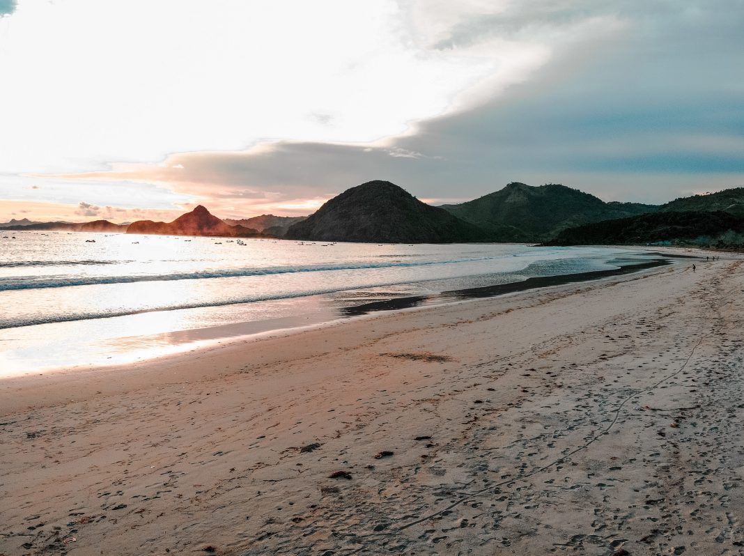 Lombok investment Lombok investment