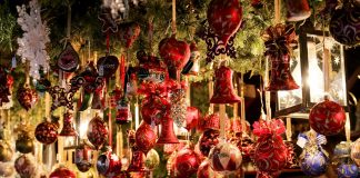 best Christmas decoration ideas for small spaces