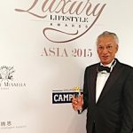 Gulu Lalvani receiving Luxury Yachting in Thailand award