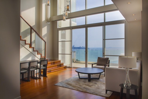 The Cove luxury sea front condo in Pattaya