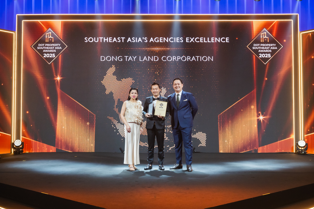 Đại diện Đông Tây Land xuất sắc nhận giải thưởng danh giá tại sự kiện
