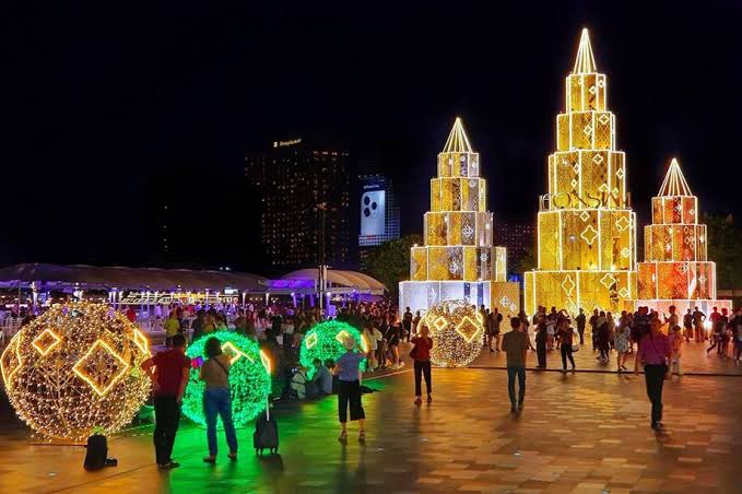 ICONSIAM Christmas decorations